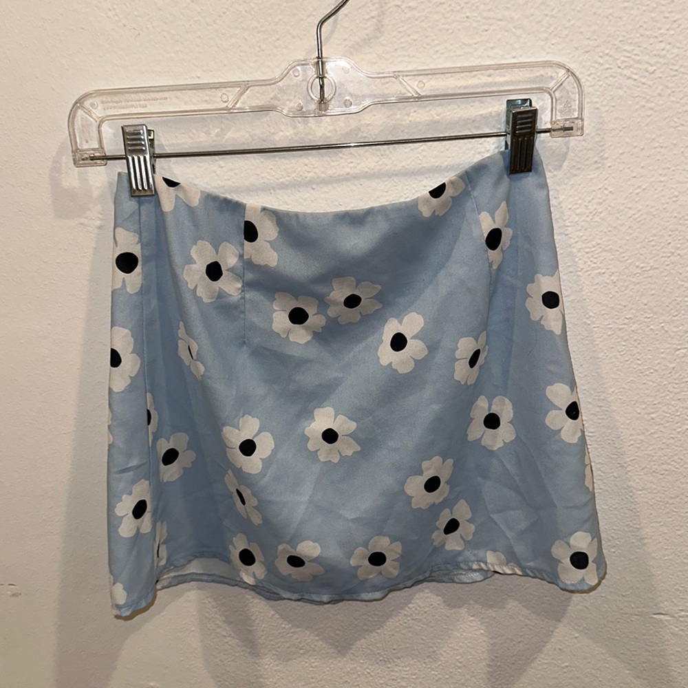 Flower mini skirt
